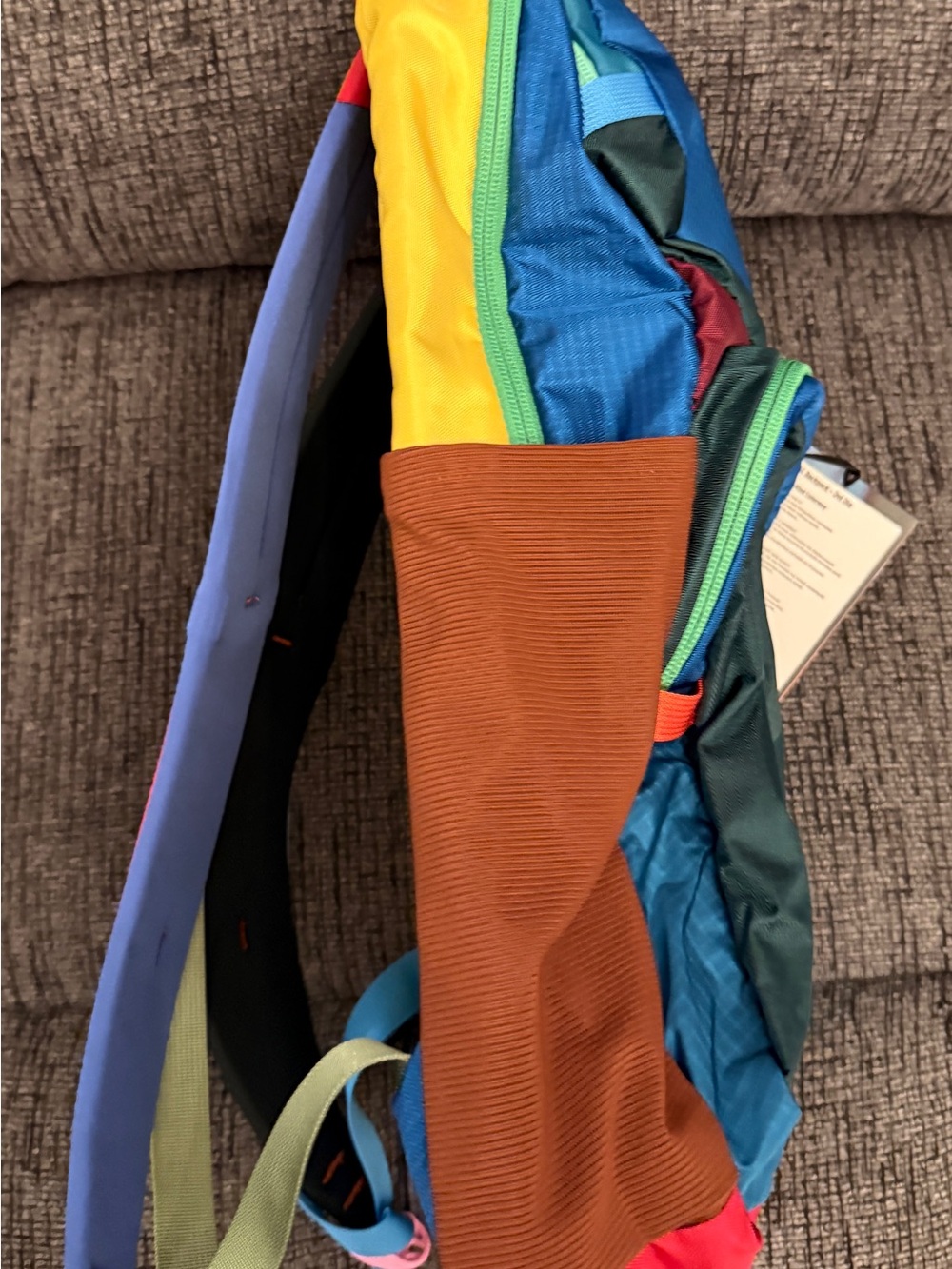 Cotopaxi Tasra 16L Del Día Backpack NWT One-of-a-Kind Multicolor - Picture 4 of 7